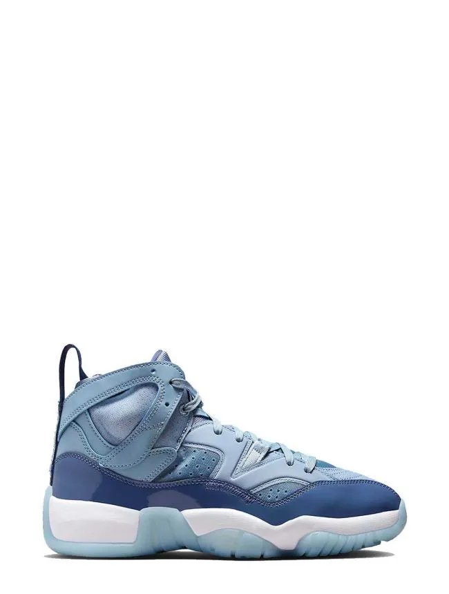Wmns jumpman two trey