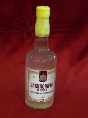 Јабуковача са медом 0.7 литара – Патријаршијски подрум