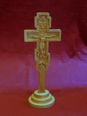 Престони крст, дрвени, дуборез