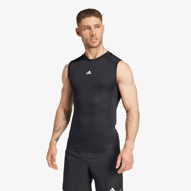 adidas Techfit