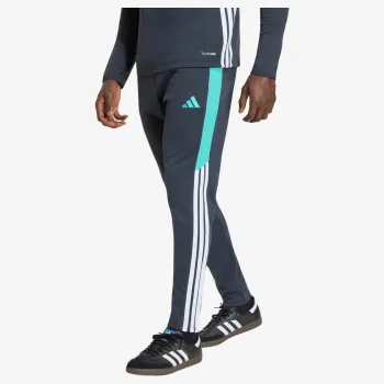 adidas Tiro Essentials