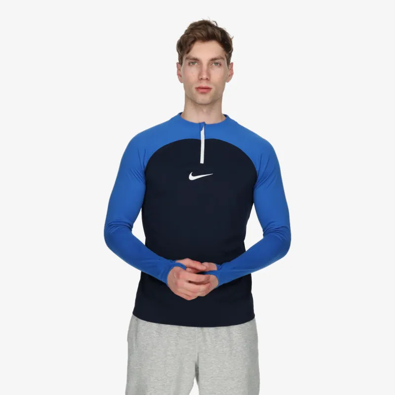 Nike Academy Pro
