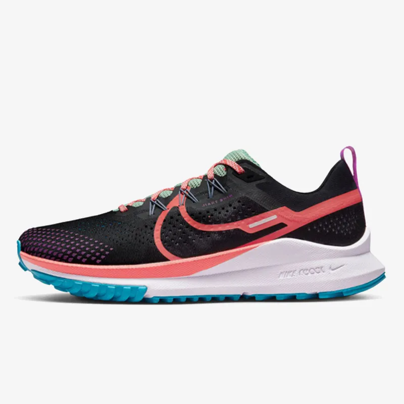 Nike React Pegasus Trail 4