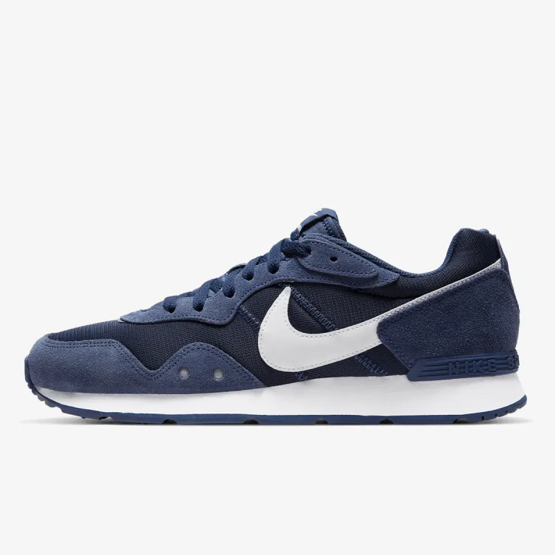 Nike Venture Runner