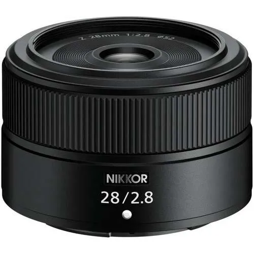 NIKON NIKKOR Objektiv Z 28mm f / 2.8