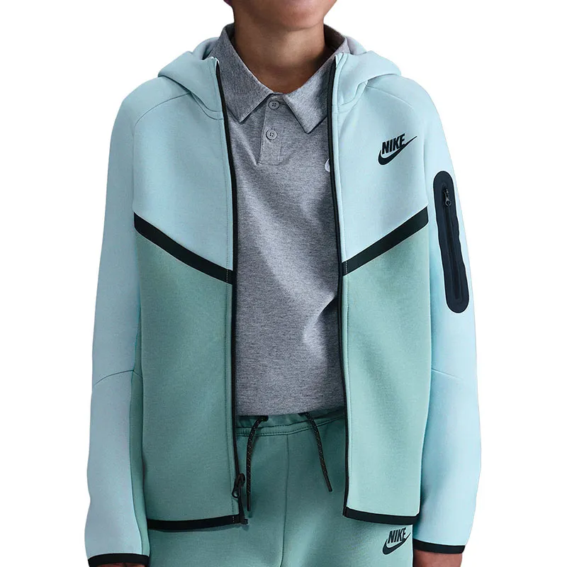 NIKE DUKS TECH ZA DEČAKE