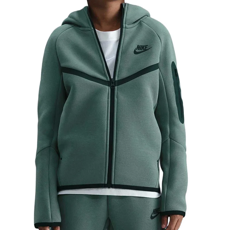 NIKE DUKS TECH ZA DEČAKE