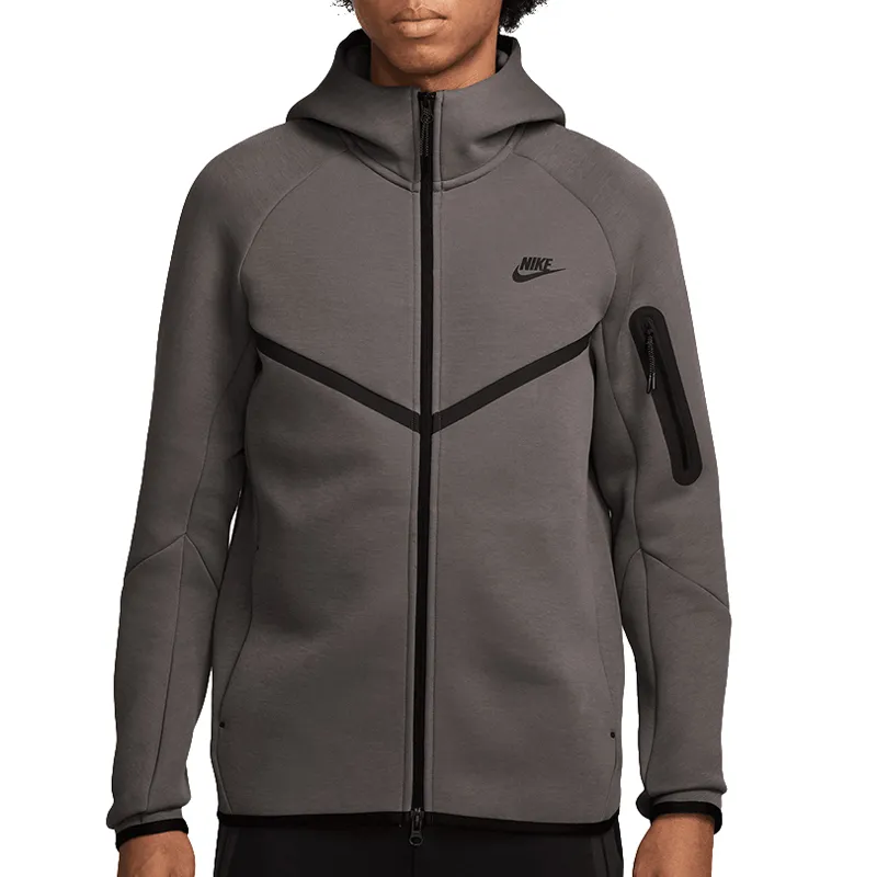 NIKE DUKS TECH ZA MUŠKARCE