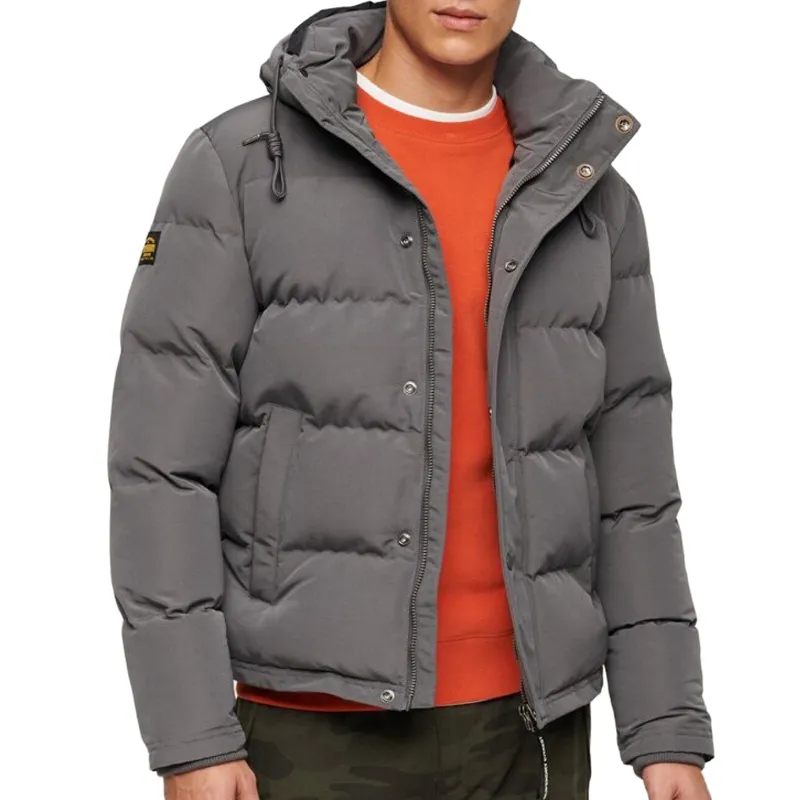 SUPERDRY JAKNA EVEREST SHORT HOODED PUFFER ZA MUŠKARCE