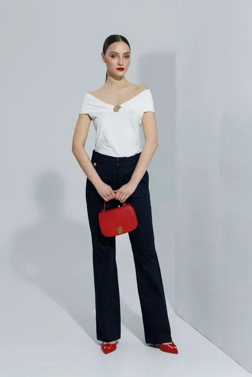 Elegantna majica sa drapiranim izrezom