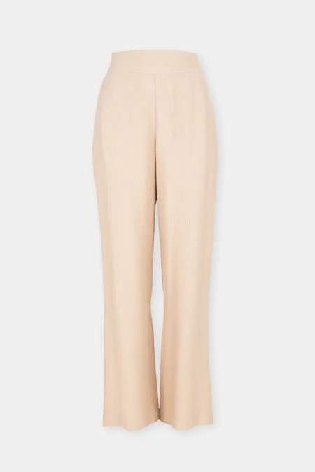 Lepršave pantalone širokog kroja