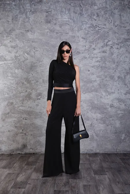 Top na jedno rame sa satenskim pojasom