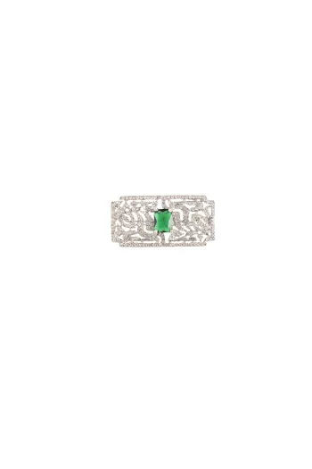 Broš sa cirkonima i kontrastnim detaljem
