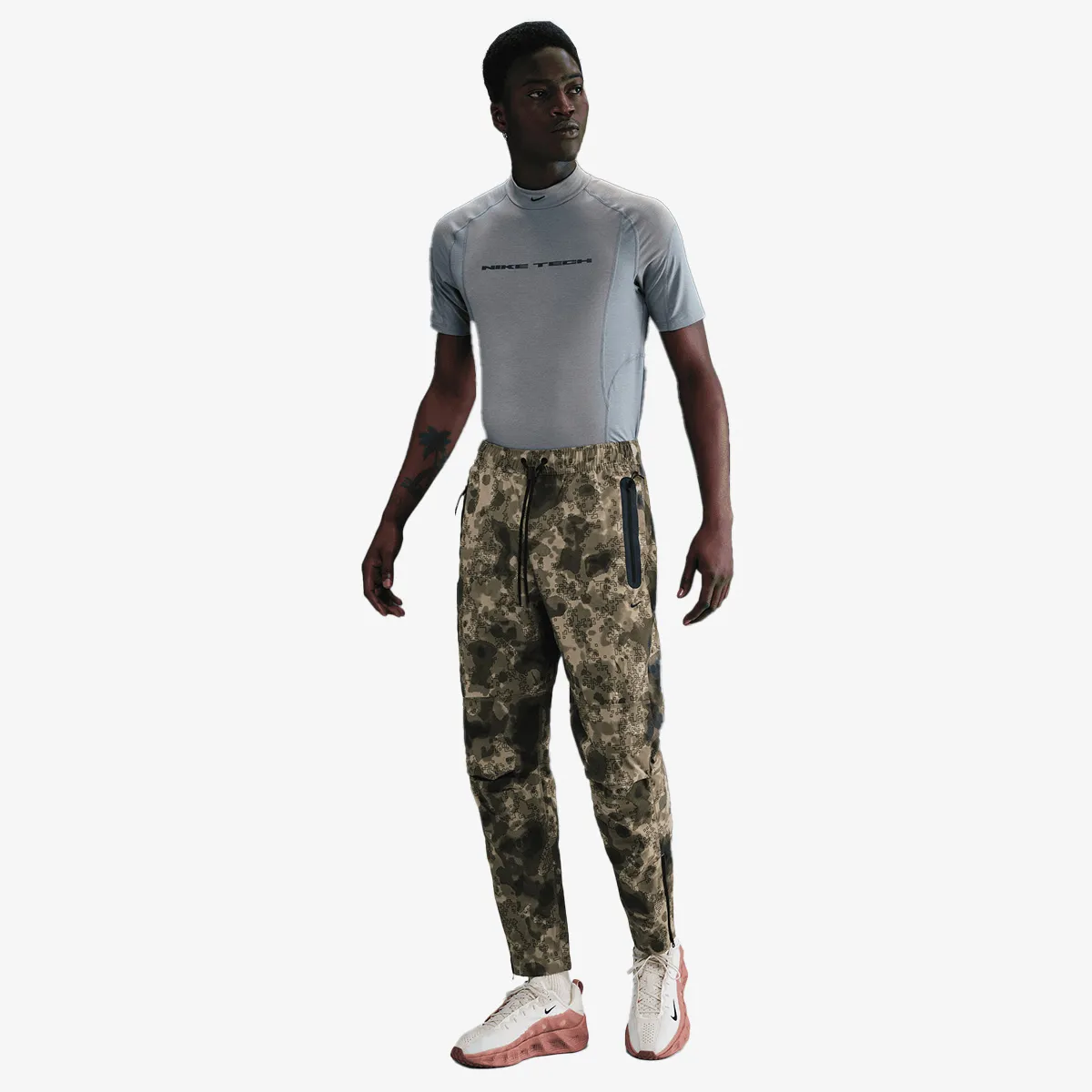 NIKE Donji deo trenerke Tech