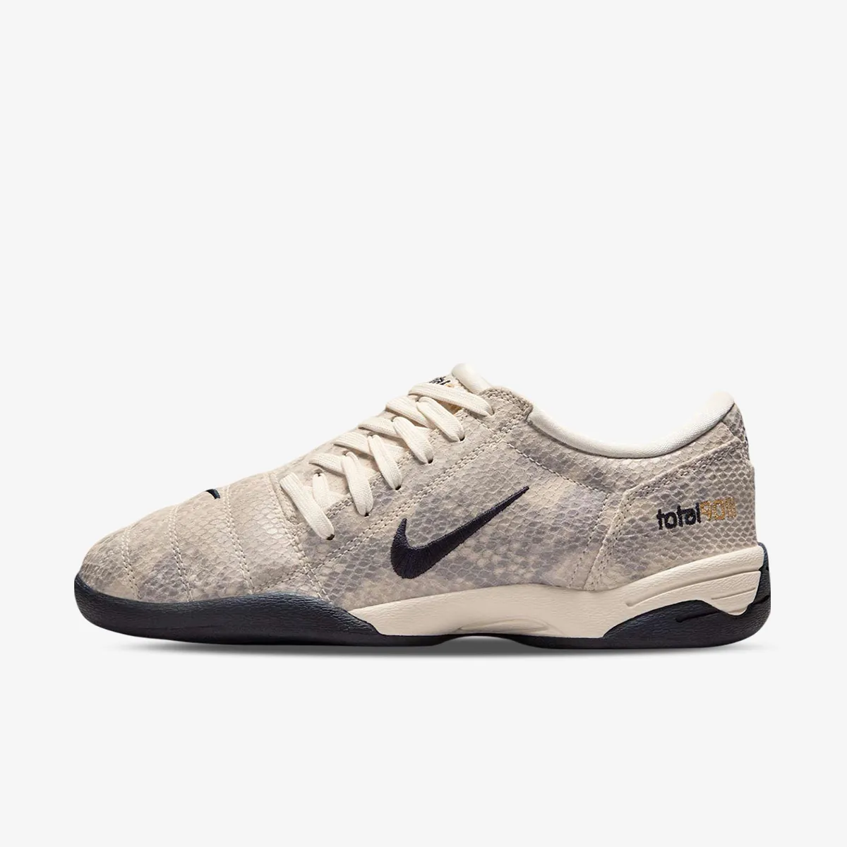 NIKE Patike WMNS T90