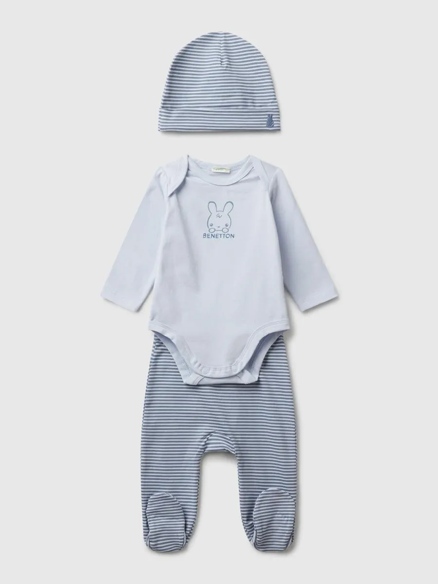 Benetton komplet bodi, pantalone i kapa za bebe