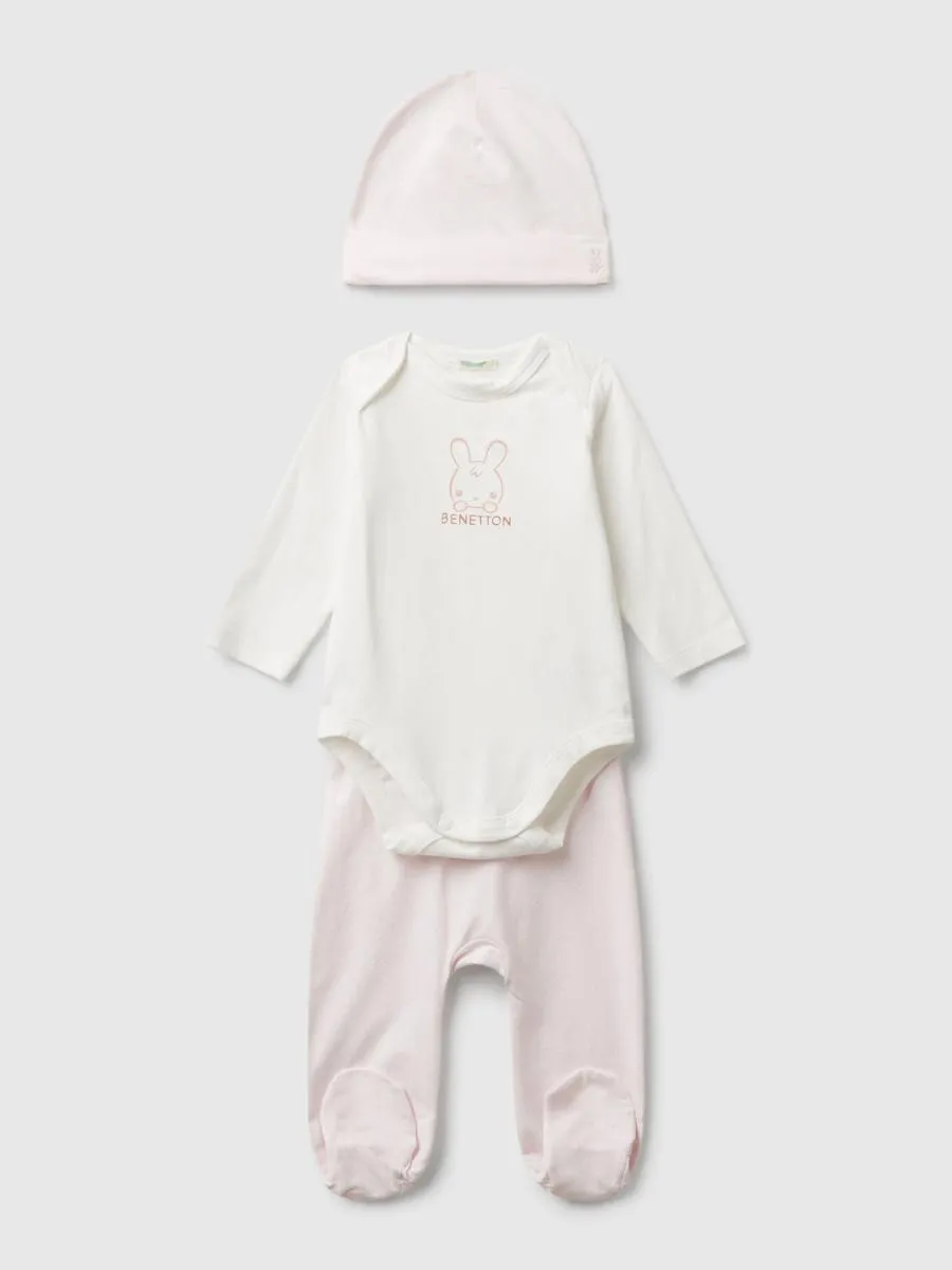 Benetton komplet bodi, pantalone i kapa za bebe