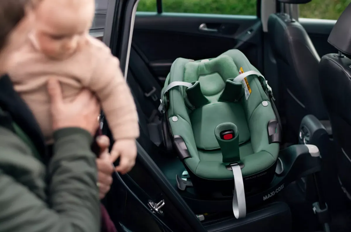 AUTO-SEDIŠTE ZA BEBE Pebble 360